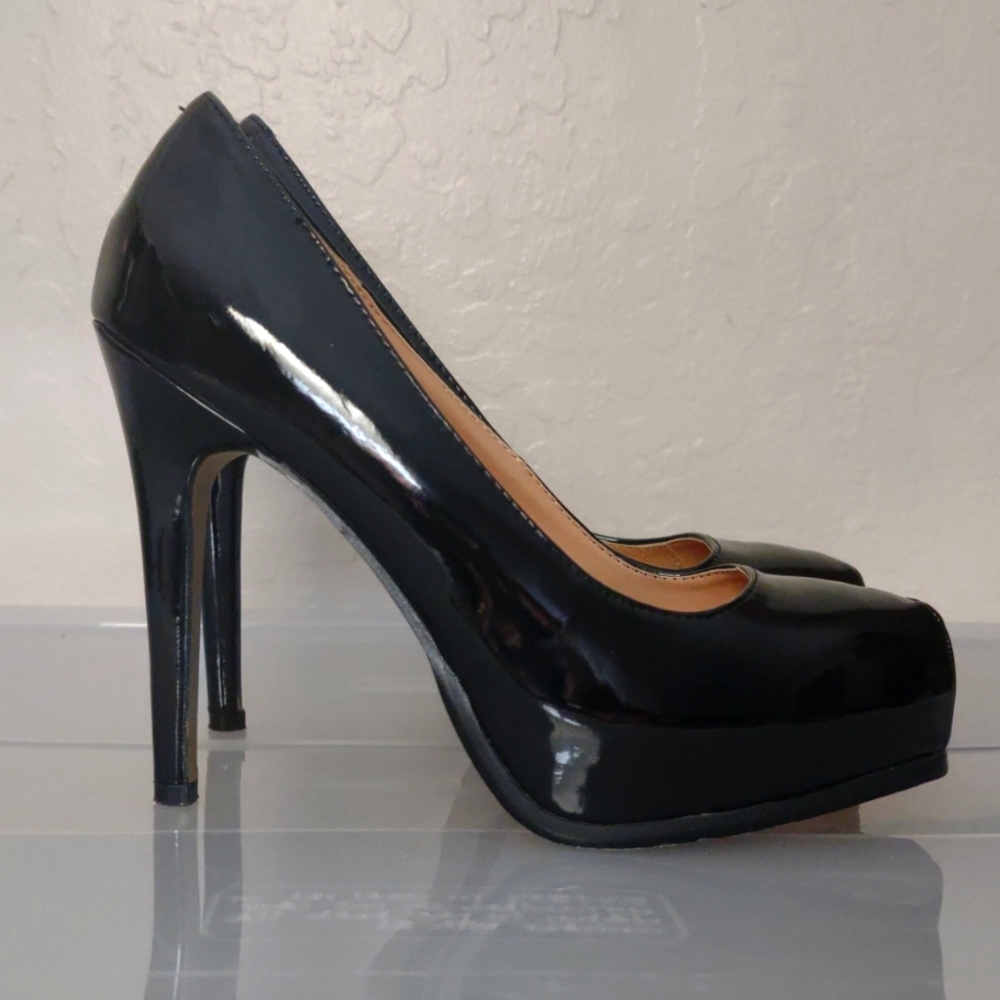 Steve Madden P. Jayden Pumps